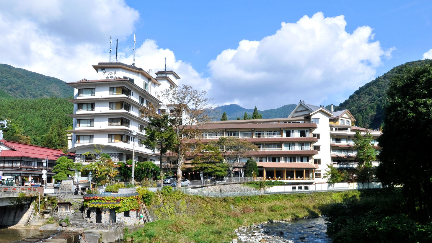 2026年、進化する四万温泉の伝統と革新――「四万グランドホテル」が拓く究極のウエルネス滞在と奥群馬の未来