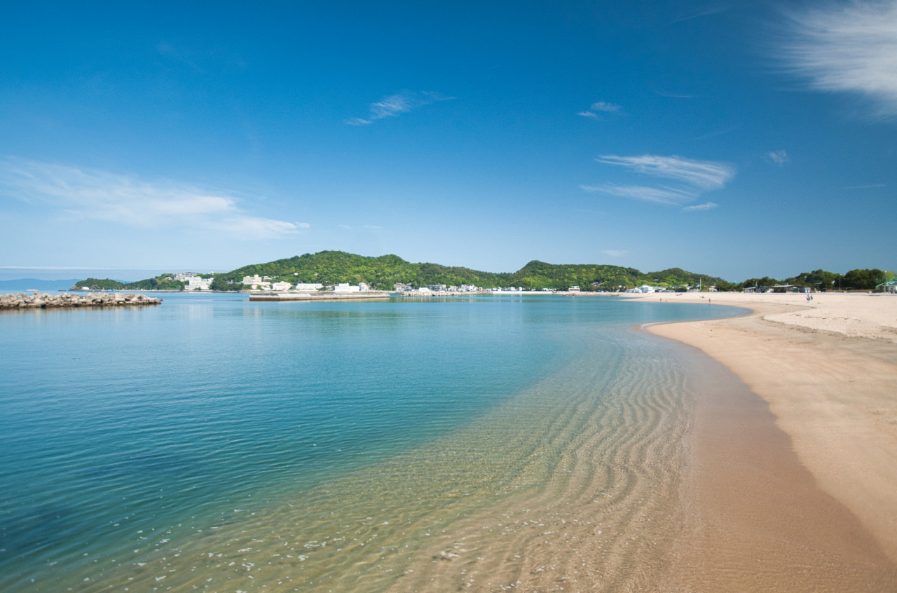 2026年夏、なぜ人々は「片男波」を目指すのか？万葉の美を宿す極上ビーチの真実