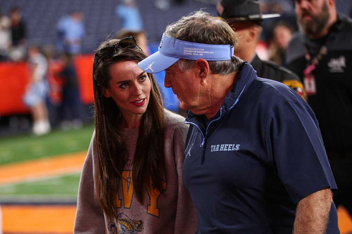 Jordon Hudson Fires Back: What Belichick’s 24-Year-Old Flame Just Did Has Fans in Disbelief