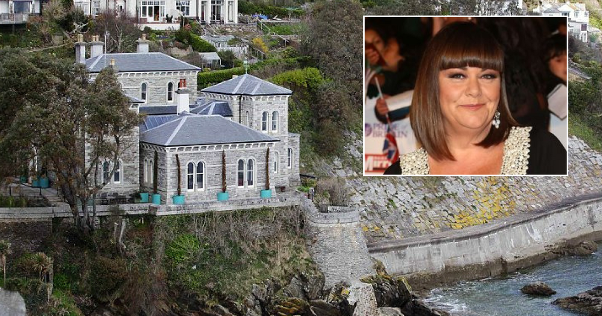 Where in Cornwall Does Dawn French Live