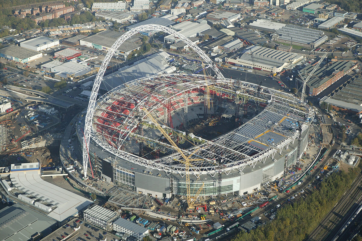 Is There a Roof on Wembley Stadium