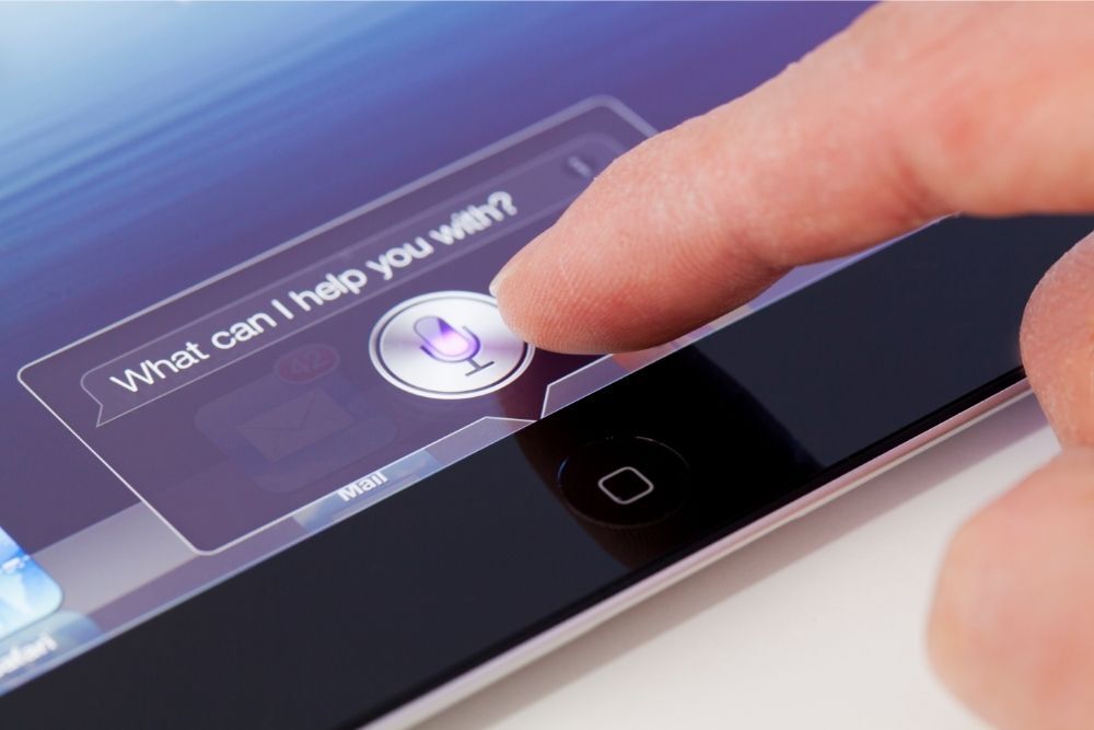 Siri Ai in English First: French, Japanese, Korean, Portuguese, Spanish Coming in October
