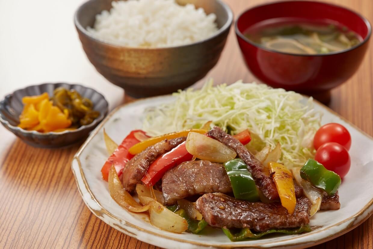 今日の夕飯は何にする？10分で作れる節約時短おかずと簡単献立決定版