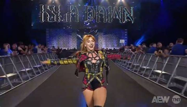 Aew Debut: Isla Dawn’s Collision Arrival Explained